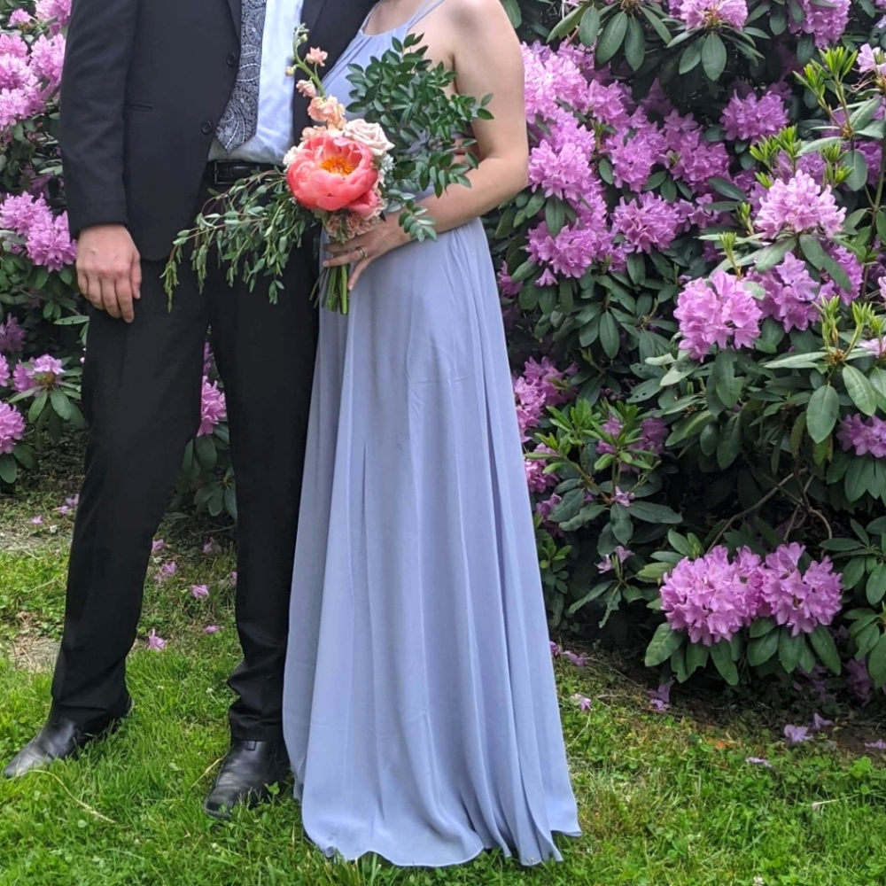 Azazie Melinda floor length bridesmaid's dress in Dusty Lavender, Size A4